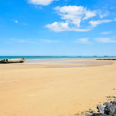 Lovely In With Kitchen Holiday home Arromanches-les-Bains